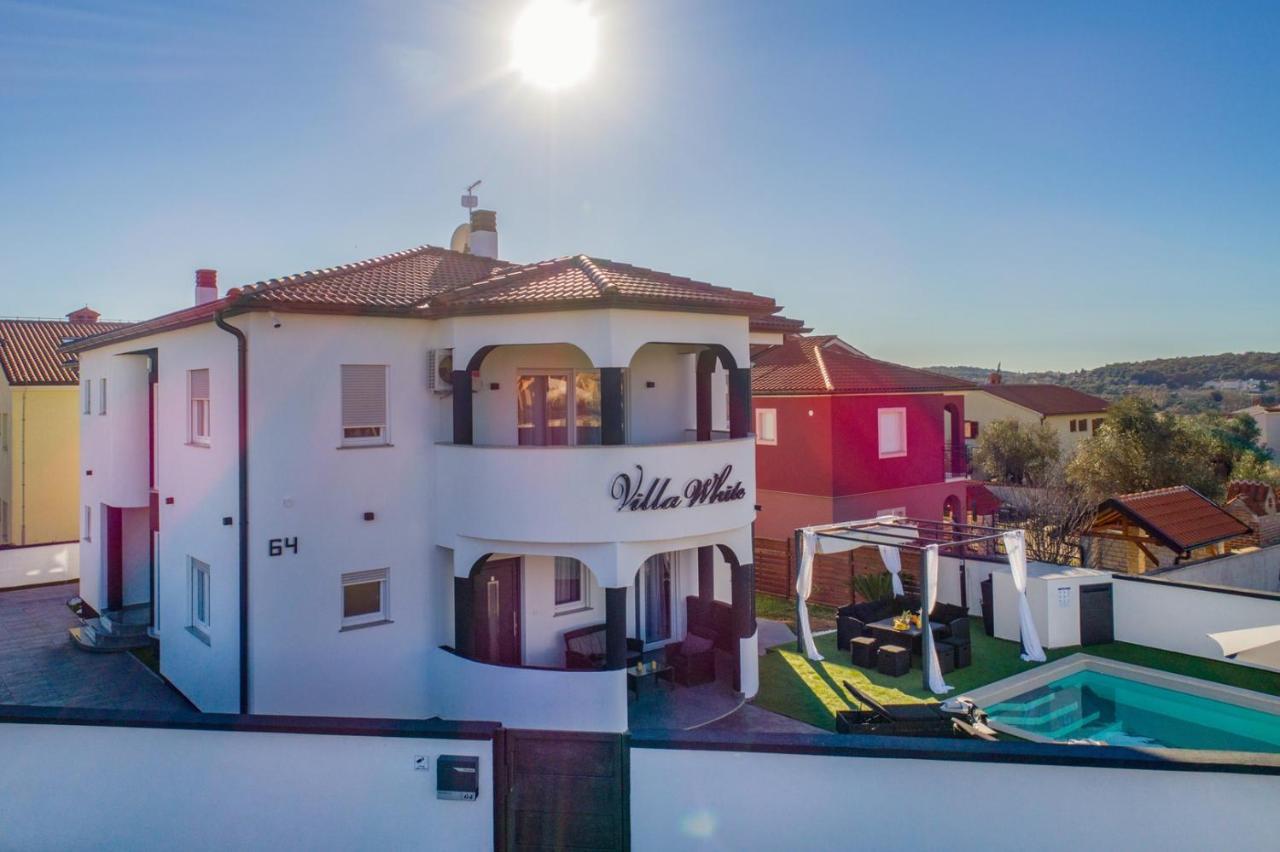 Complex Villa White Pula Exterior photo